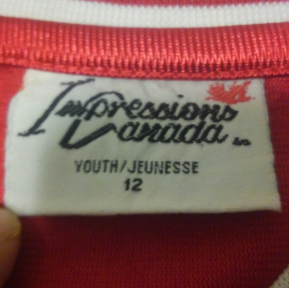 Canada Maple Leaf Hockey Jersey Youth Large - Picture 3 of 10